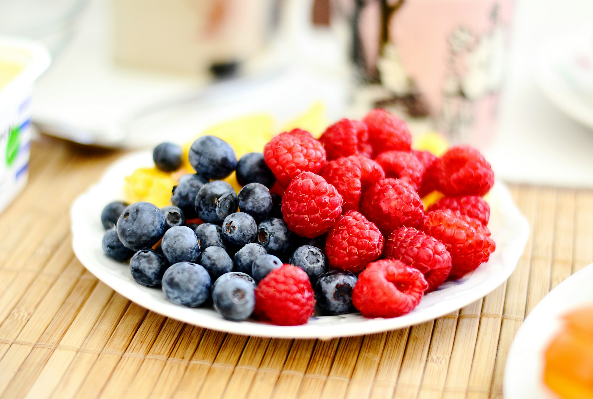 Why Frozen Mixed Berries Are the Perfect Snack for Busy Lifestyles